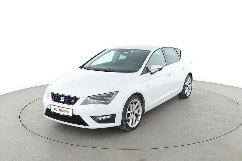 Weiß Gebraucht 2016 Seat Leon FR Limousine | 16.250 € (Teuer) - Bild 1/3