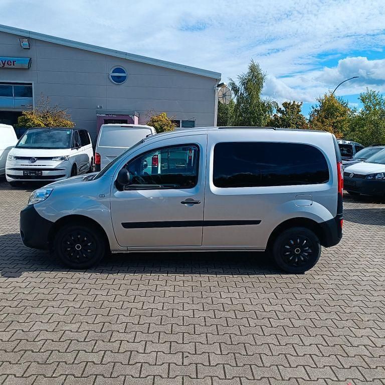 Grau Gebraucht 2018 Renault Kangoo Rapid Extra Van / Kleinbus | 10.900 € (Fairer Preis) - Bild 1/4