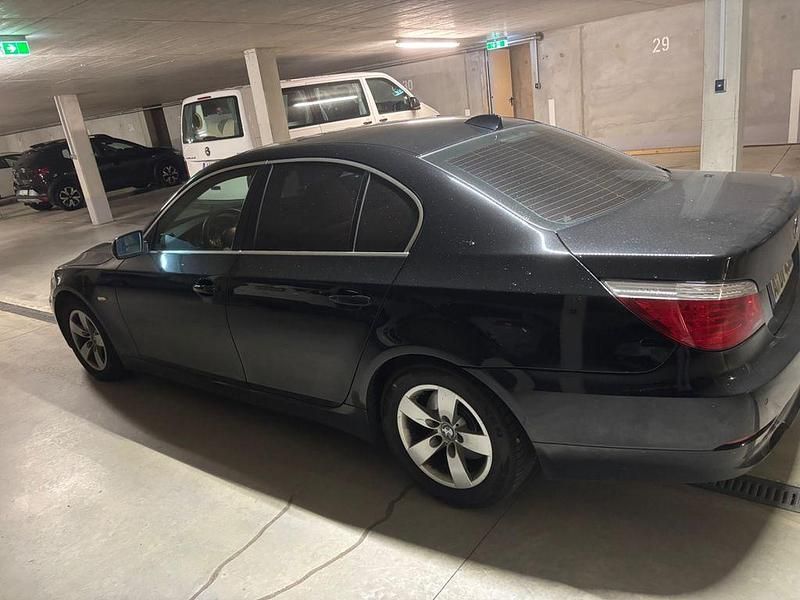 Gebraucht BMW 525 197 PS (144 kW) 2007 Schwarz Limousine