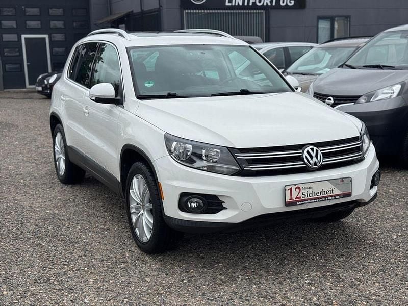 Weiß Gebraucht 2012 VW Tiguan Sportline SUV | 9.999 € (Guter Preis) - Bild 1/4