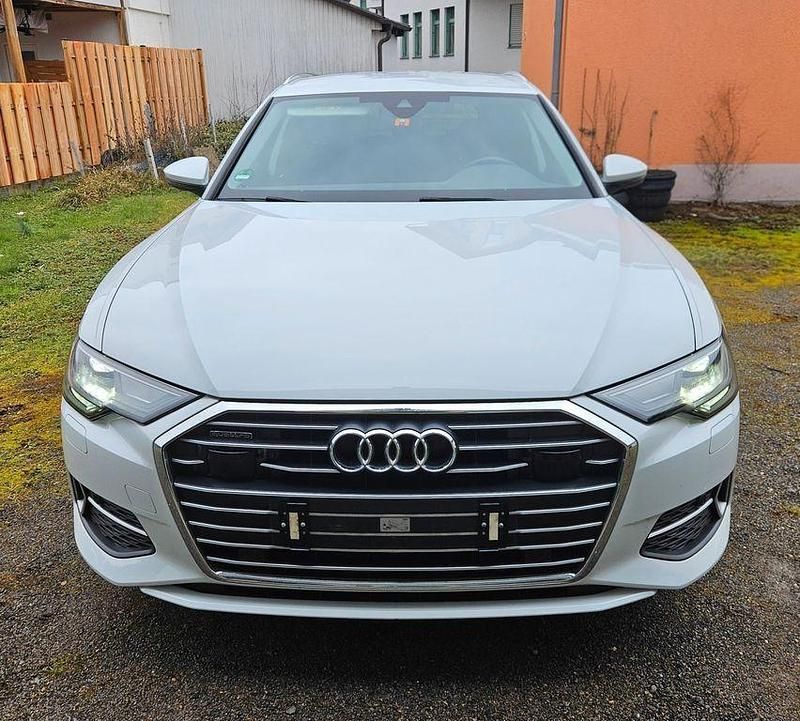 Gebraucht Audi A6 Sport 204 PS (150 kW) 2022 Weiß Kombi