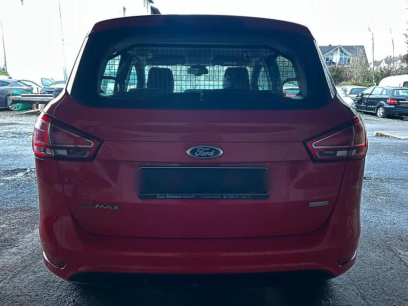 Gebraucht Ford B-MAX Trend+ 101 PS (74 kW) 2015 Rot Van / Kleinbus