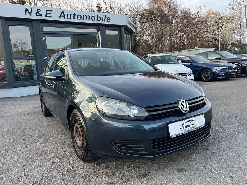 Gebraucht VW Golf VI Trendline 80 PS (58 kW) 2010 Blau Kleinwagen