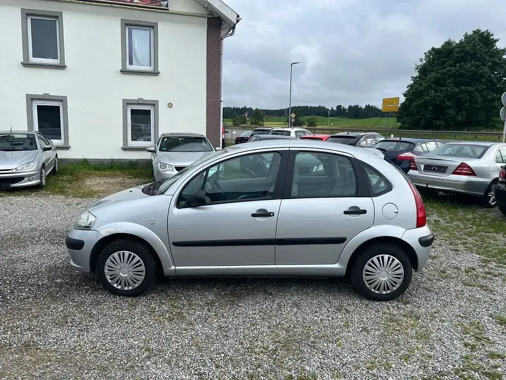 Gebraucht Citroën C3 60 PS (44 kW) 2004 Silber Limousine