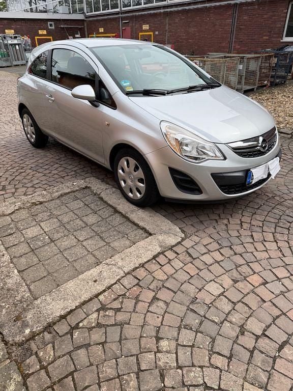 Second-hand Opel Corsa Active 87 CP (63 kW) 2013 Argintiu Hatchback