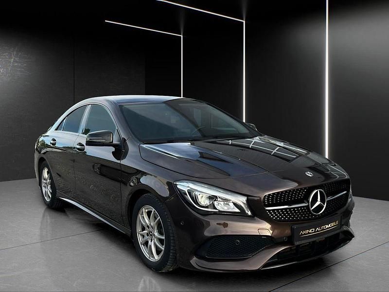 Braun Gebraucht 2019 Mercedes CLA200 AMG line Limousine | 22.500 € (Fairer Preis) - Bild 1/4