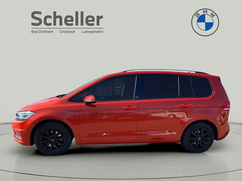 Gebraucht VW Touran Sound 150 PS (110 kW) 2017 Orange Van / Kleinbus