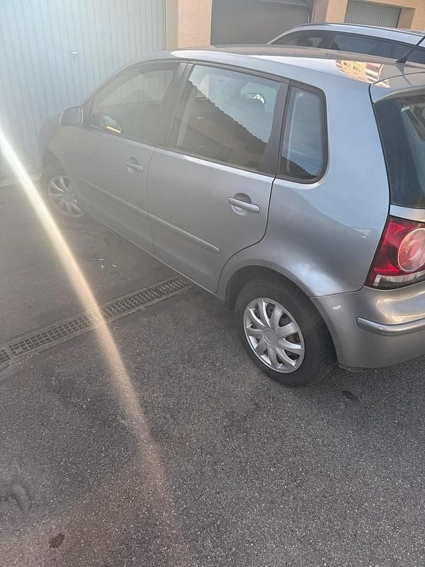Gebraucht VW Polo 80 PS (58 kW) 2007 Silber Kleinwagen