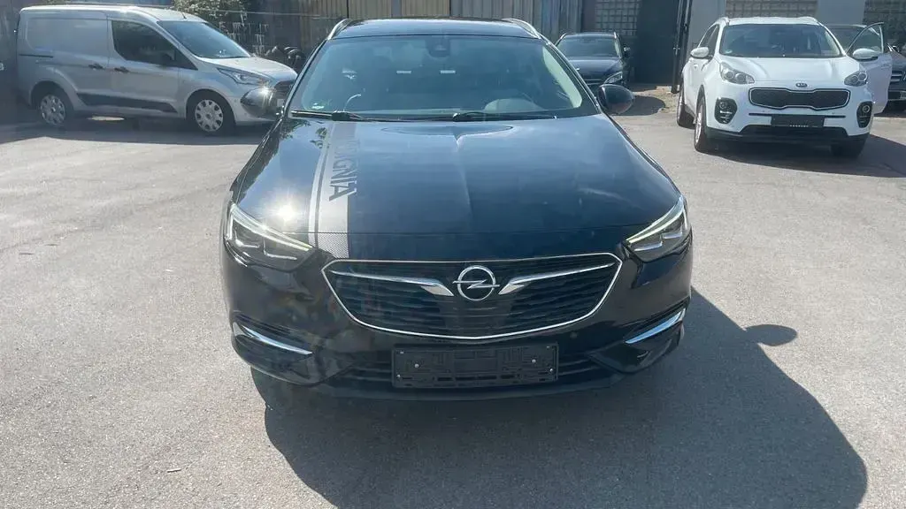 Gebraucht Opel Insignia 170 PS (125 kW) 2017 Schwarz Limousine