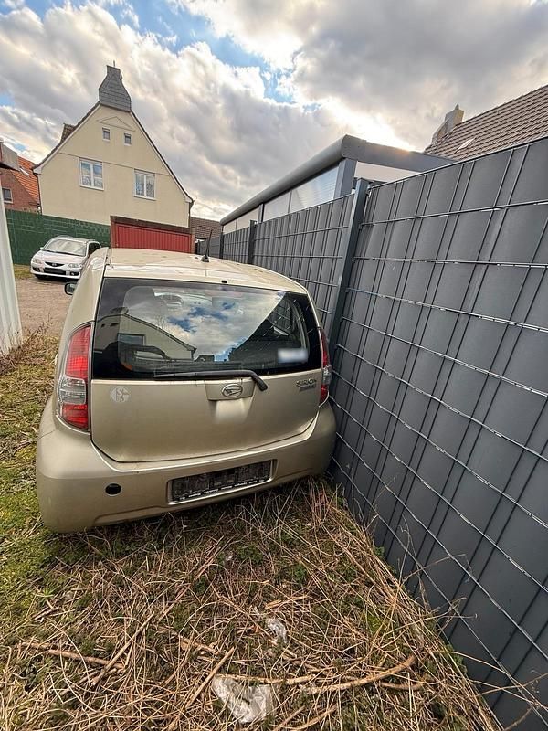 Gebraucht Daihatsu Sirion 69 PS (50 kW) 2009 Gelb Kleinwagen