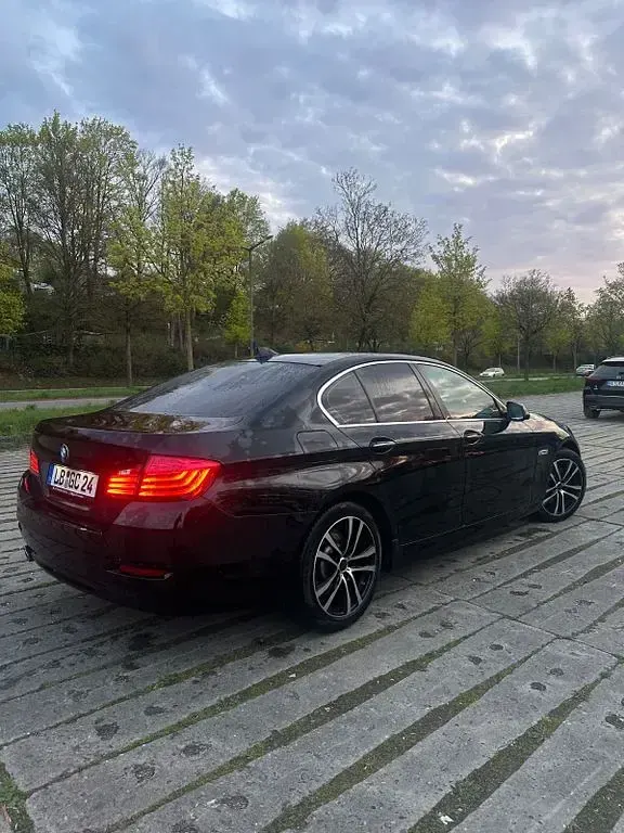 Gebraucht BMW 530 258 PS (189 kW) 2014 Schwarz Limousine