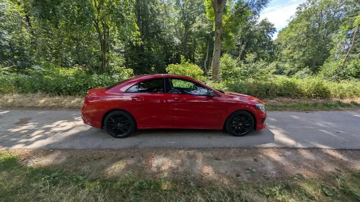 Gebraucht Mercedes CLA200 AMG line 156 PS (114 kW) 2013 Rot Coupé
