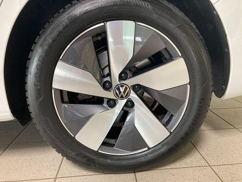 Gebraucht VW Passat Elegance 150 PS (110 kW) 2024 Weiß Kombi