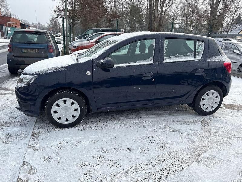 Gebraucht Dacia Sandero Lauréate 75 PS (55 kW) 2013 Grau Limousine