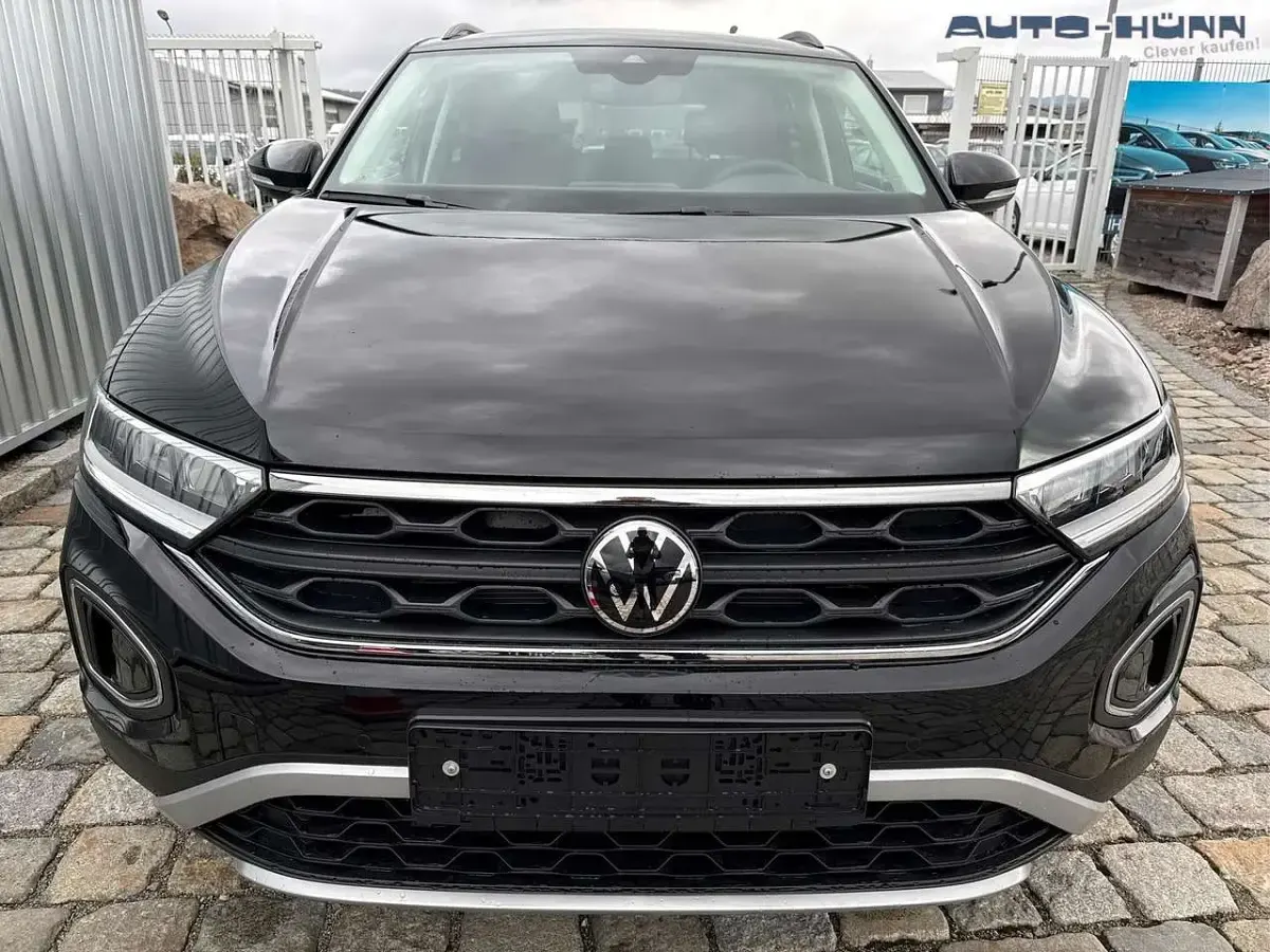 Neu VW T-Roc Style 150 PS (110 kW) 2026 Grenadillaschwarz metallic SUV