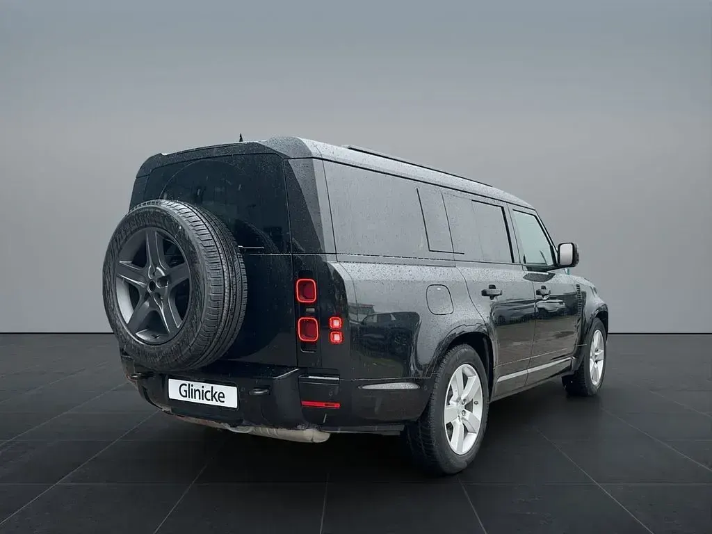 Usata Land Rover Defender SE Dynamic 300 CV (220 kW) 2025 Nero SUV