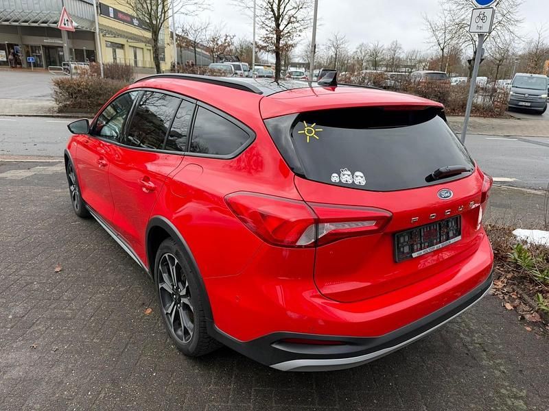 Gebraucht Ford Focus Active 120 PS (88 kW) 2020 Rot Kombi
