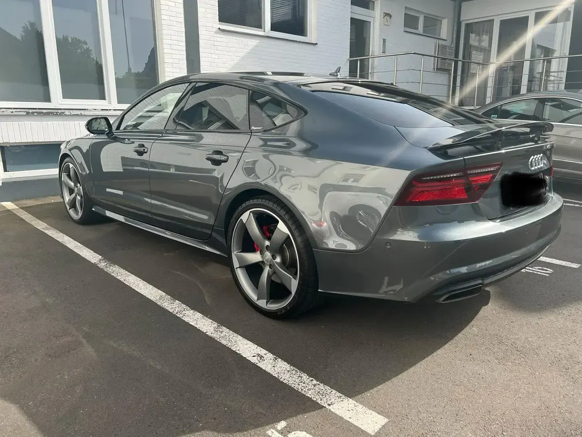 Gebraucht Audi A7 Design 326 PS (239 kW) 2015 Grau Kleinwagen
