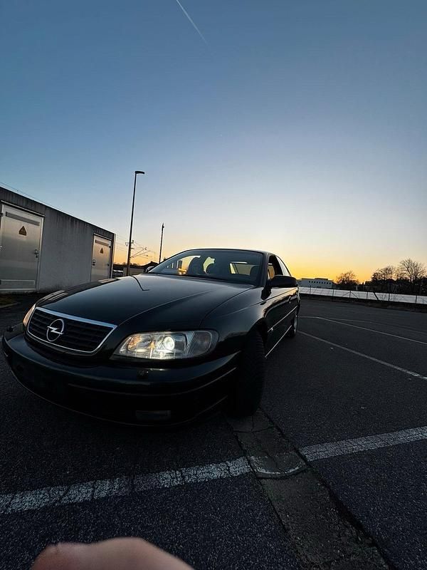 Gebraucht Opel Omega 179 PS (131 kW) 2001 Schwarz Limousine