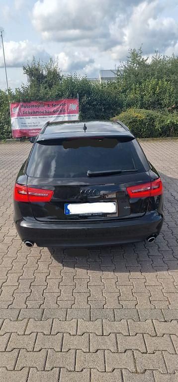 Gebraucht Audi A6 Ambiente 204 PS (150 kW) 2014 Schwarz Kombi