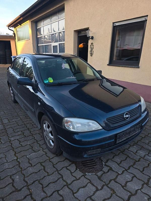 Gebraucht Opel Astra 101 PS (74 kW) 2002 Blau Limousine