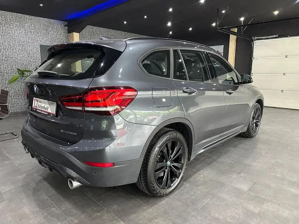 Gebraucht BMW X1 Sport Line 190 PS (139 kW) 2021 Grau SUV