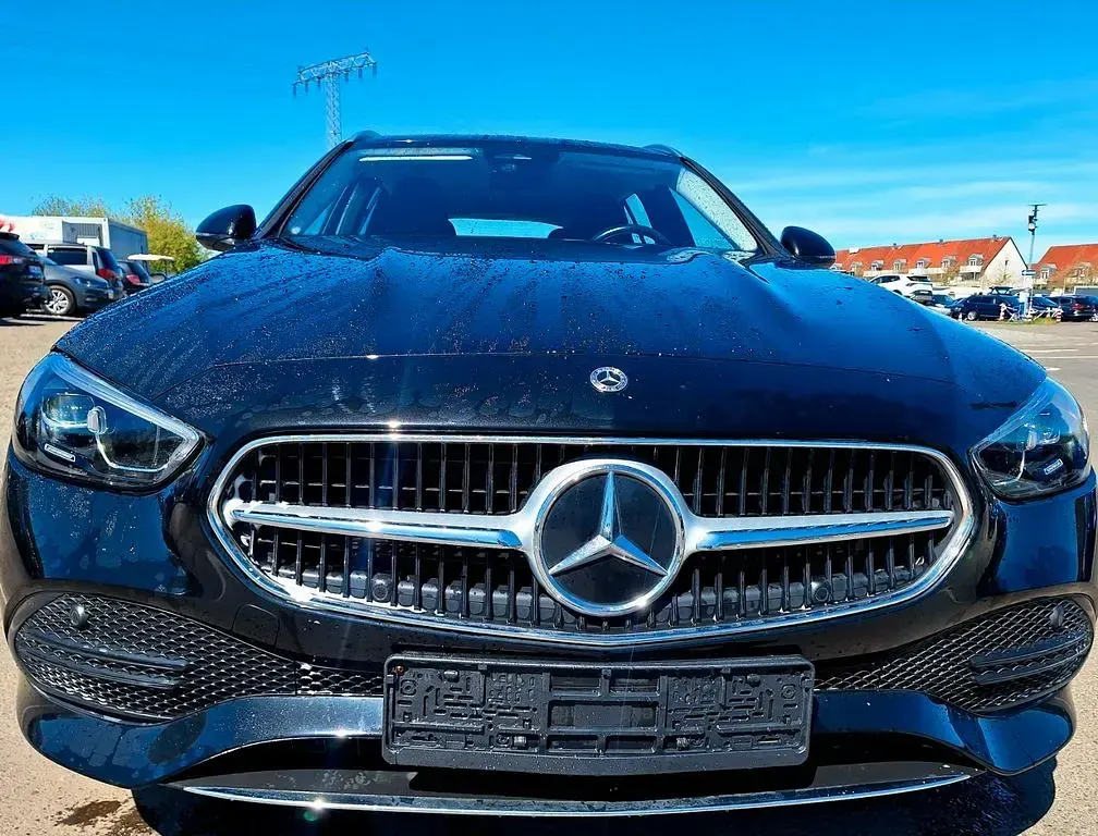 Gebraucht Mercedes C300e 313 PS (230 kW) 2022 Schwarz Limousine