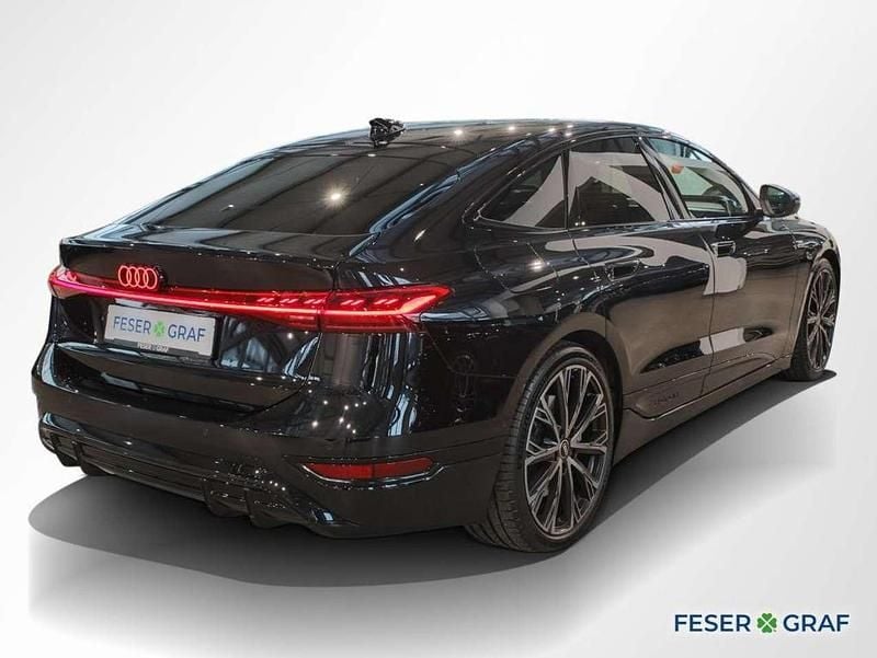 Neu Audi e-tron S-Line 269 kW (367 PS) 2025 Schwarz SUV