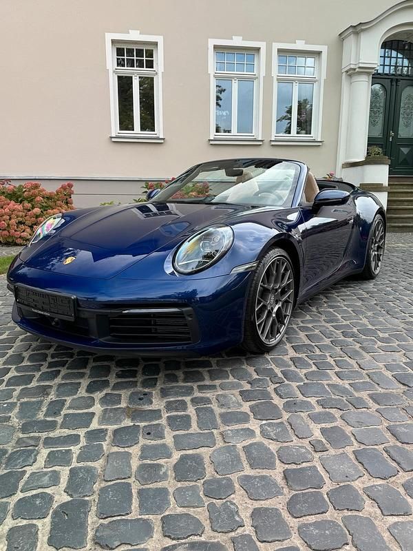 Blau Gebraucht 2020 Porsche 992 Cabrio | 117.250 € (Guter Preis) - Bild 1/4