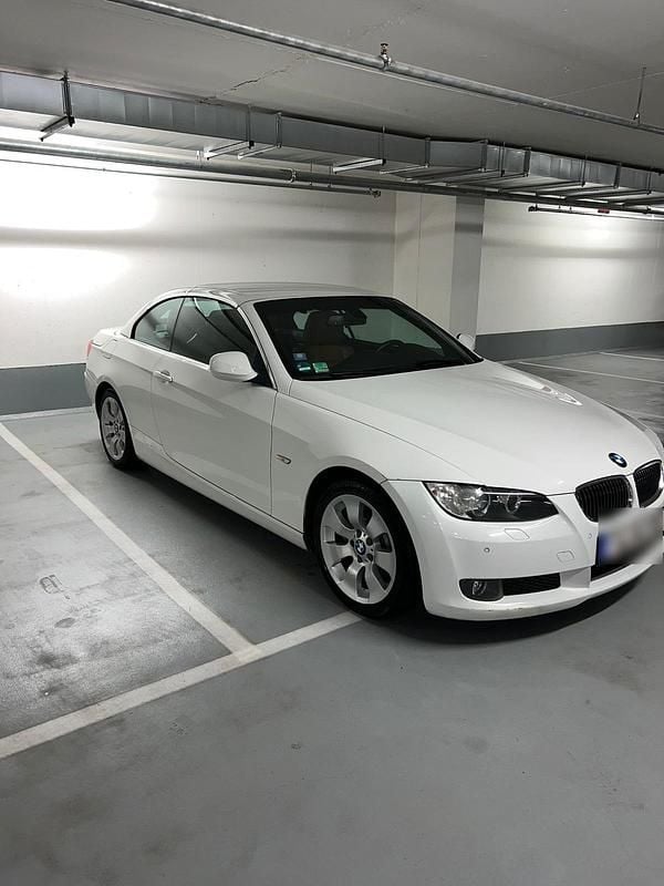 Gebraucht BMW 325 Cabriolet 197 PS (144 kW) 2009 Weiß Cabrio