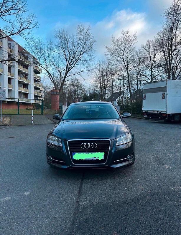 Gebraucht Audi A3 Design 125 PS (91 kW) 2011 Grau Kleinwagen