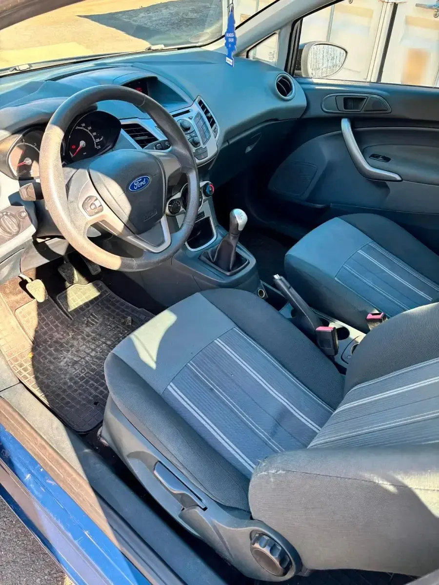 Gebraucht Ford Fiesta 60 PS (44 kW) 2009 Blau Kleinwagen