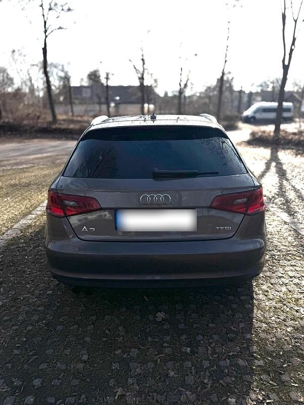 Gebraucht Audi A3 125 PS (91 kW) 2013 Grau Kleinwagen