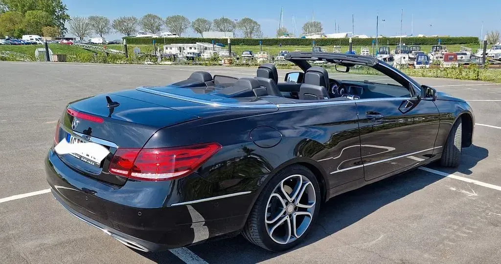 Second-hand Mercedes E250 211 CP (155 kW) 2014 Negru Cabrio