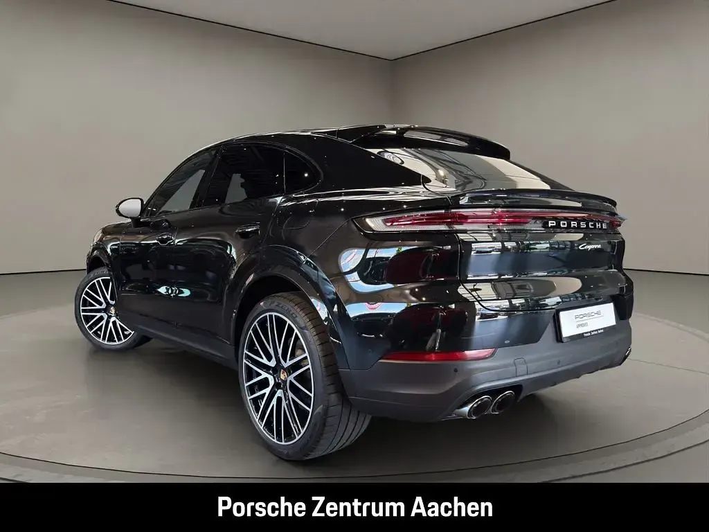 Gebraucht Porsche Cayenne E-Hybrid Coupe 470 PS (345 kW) 2025 Schwarz SUV