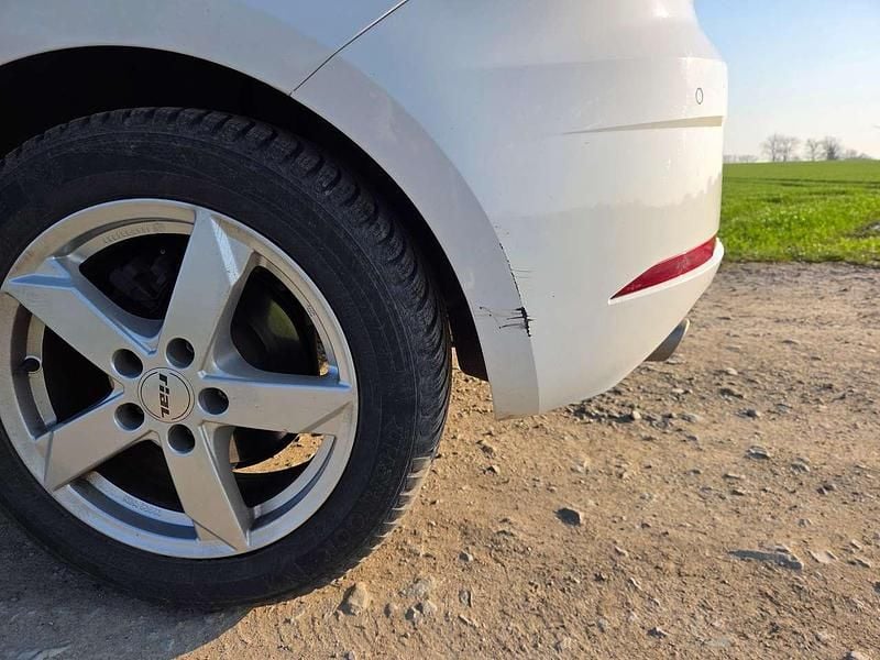 Gebraucht Seat Leon FR 131 PS (96 kW) 2019 Weiß Limousine