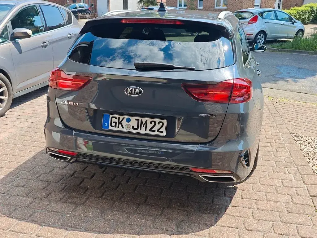 Gebraucht Kia Ceed GT GT-Line 140 PS (102 kW) 2021 Grau Kombi