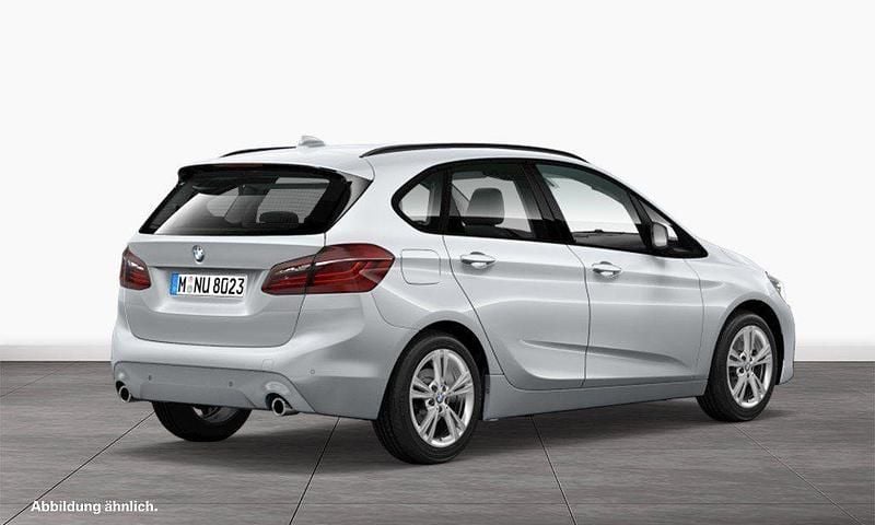 Gebraucht BMW 220 Active Tourer Advantage 192 PS (141 kW) 2019 Glaciersilber Van / Kleinbus