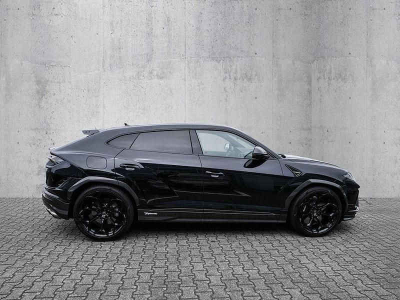 Gebraucht Lamborghini Urus 666 PS (489 kW) 2024 Nero helene (schwarz) SUV