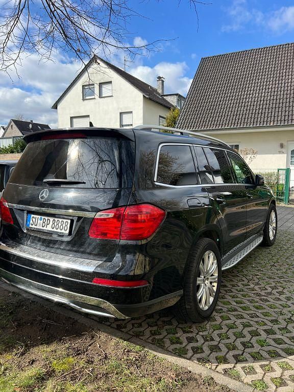 Gebraucht Mercedes GL350 258 PS (189 kW) 2014 Schwarz SUV