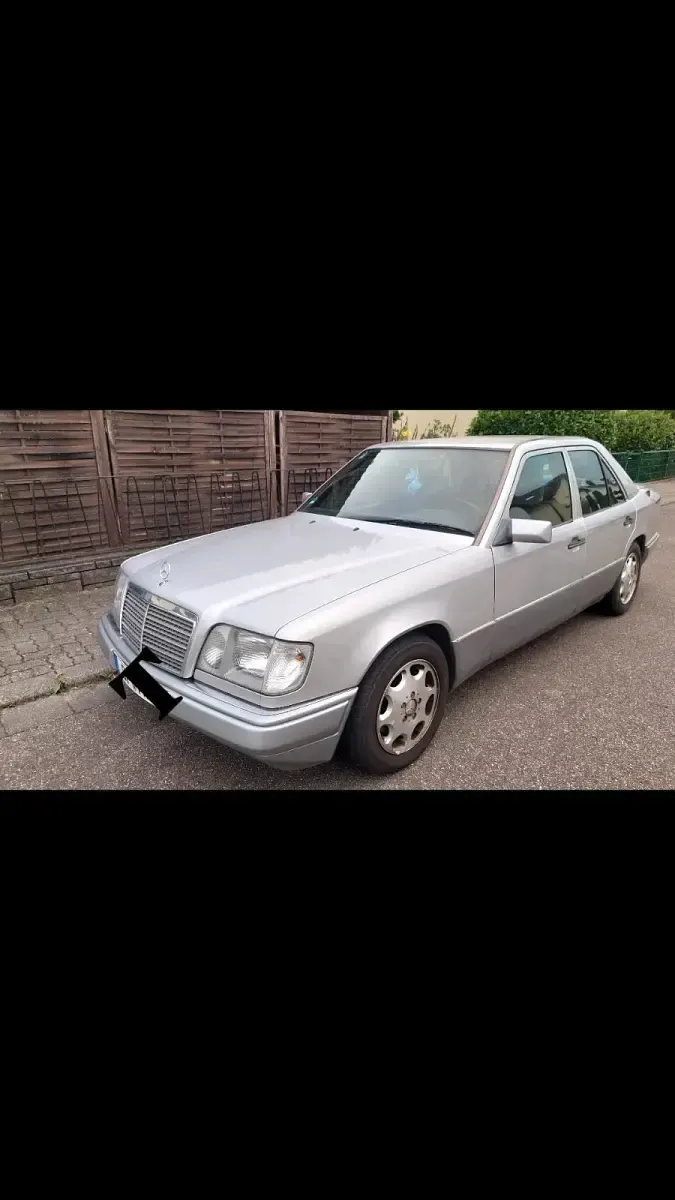 Gebraucht Mercedes E320 220 PS (161 kW) 1995 Silber Limousine