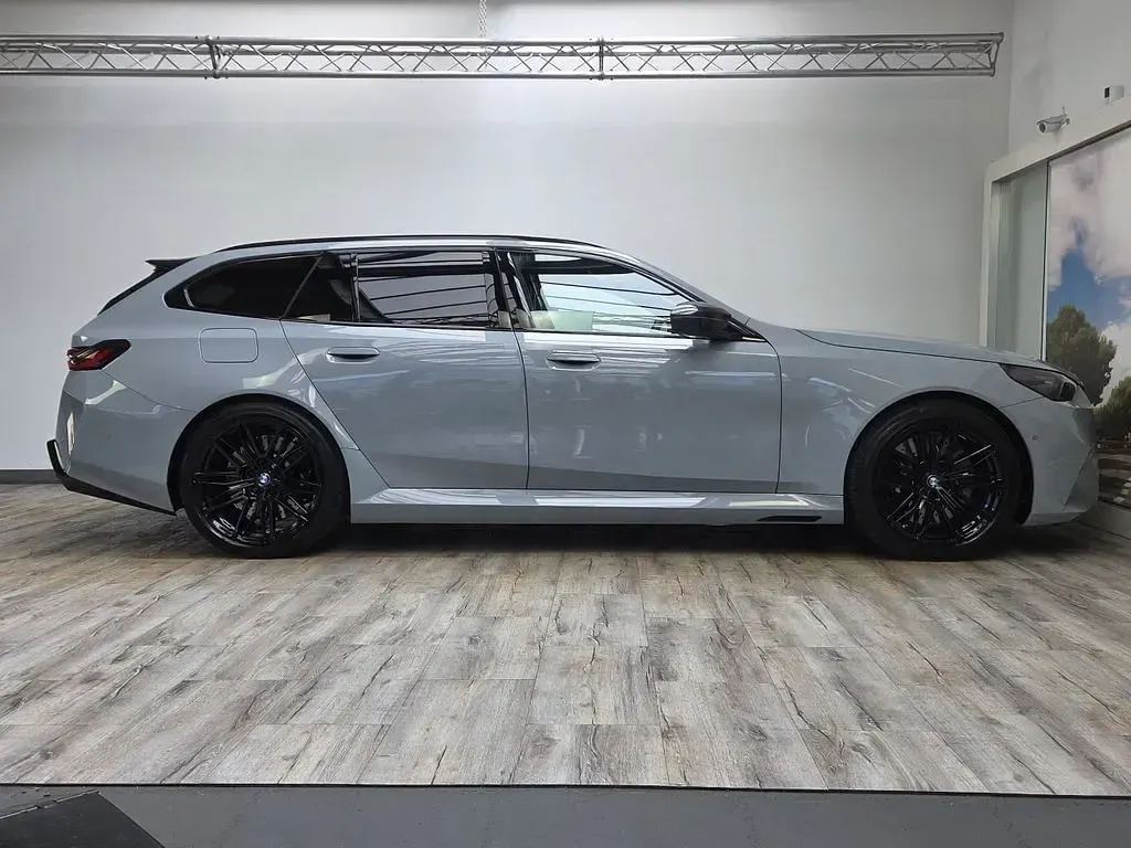 Gebraucht BMW M5 Performance 727 PS (534 kW) 2026 Grau Limousine