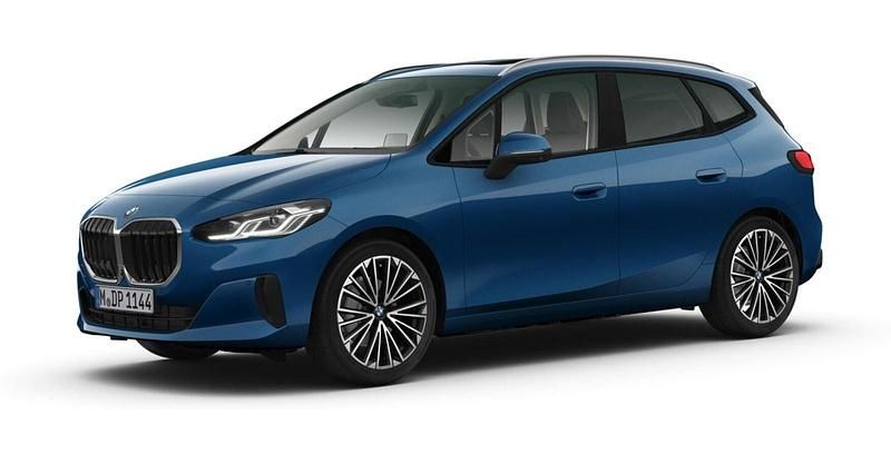 Blau Gebraucht 2024 BMW 218 Active Tourer Luxury Line Van / Kleinbus | 31.080 € (Fairer Preis) - Bild 1/4
