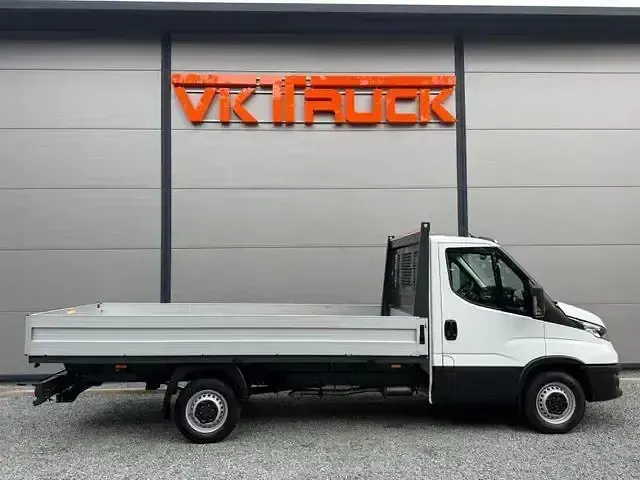 Gebraucht Iveco Daily 136 PS (100 kW) 2023 Weiss