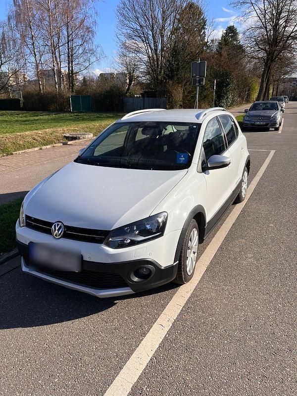 Gebraucht VW Polo 110 PS (80 kW) 2015 Weiß Kleinwagen