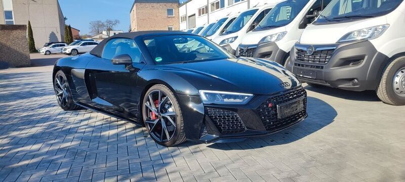 Gebraucht Audi R8 Spyder Performance 570 PS (419 kW) 2024 Schwarz Cabrio