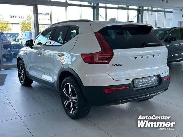 Gebraucht Volvo XC40 Plus 197 PS (144 kW) 2024 Crystal white SUV