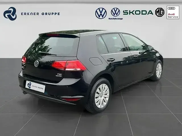 Gebraucht VW Golf VII Trendline 105 PS (77 kW) 2013 Schwarz Limousine