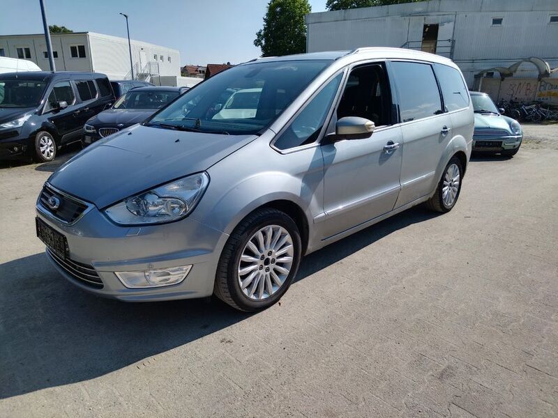 Silber Gebraucht 2010 Ford Galaxy Ghia Van / Kleinbus | 1.790 € (Superpreis) - Bild 1/4