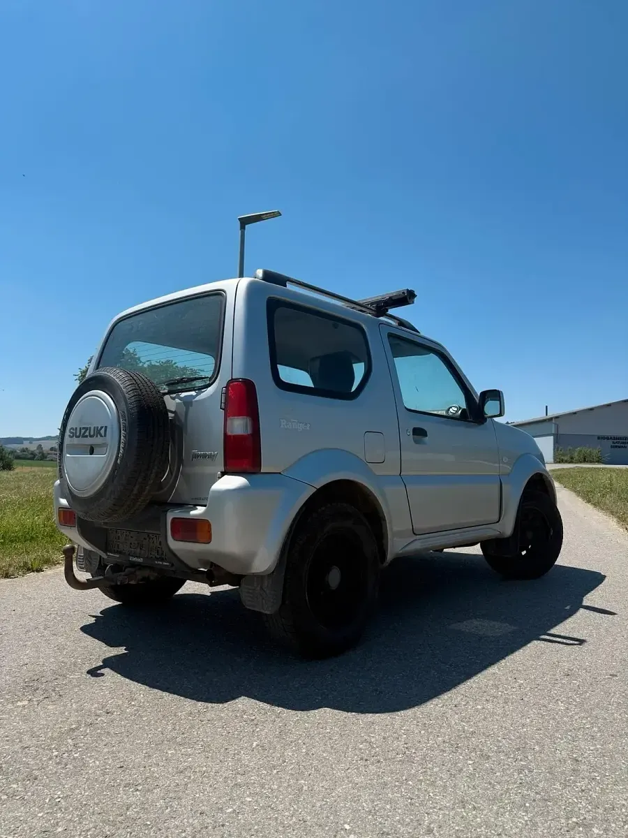 Gebraucht Suzuki Jimny 85 PS (62 kW) 2013 SUV